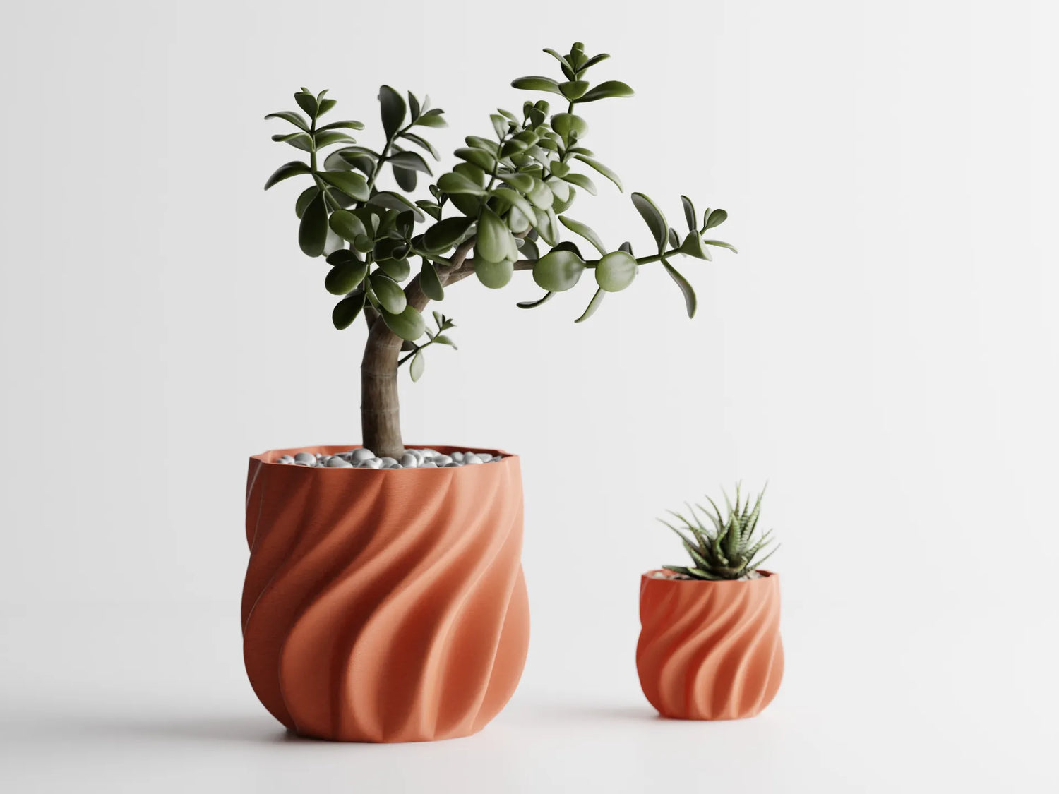 Smooth Ribs Curved Plant Pot