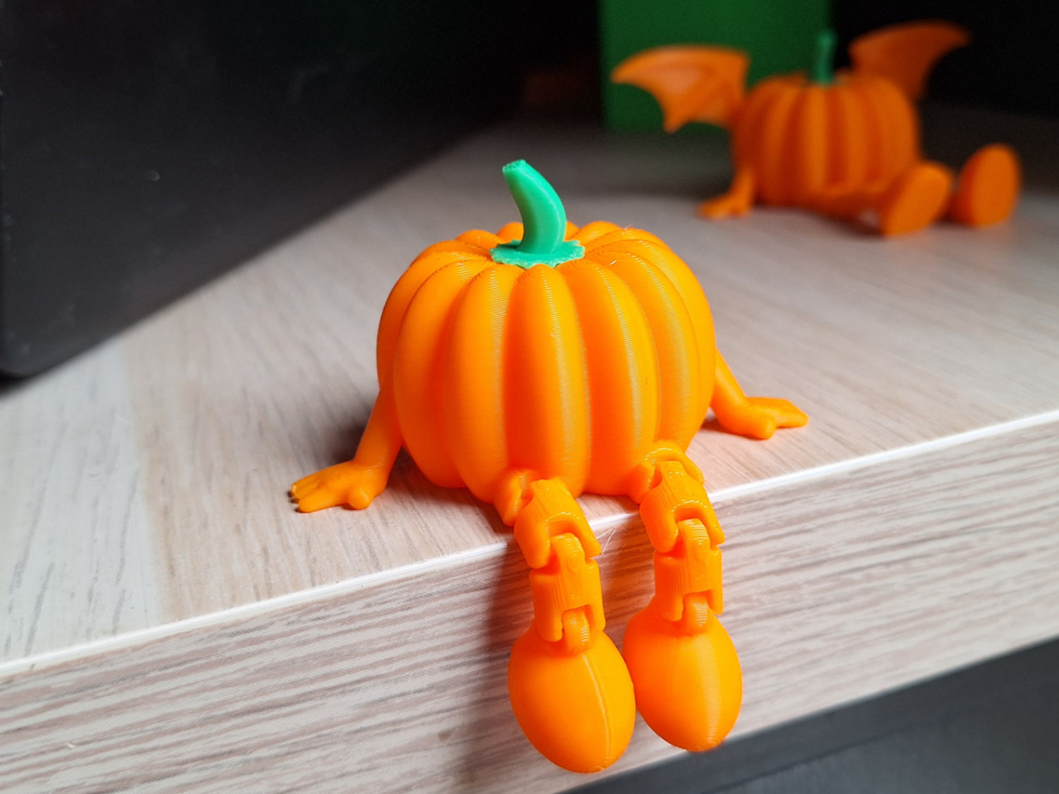 Mini Articulated Pumpkin