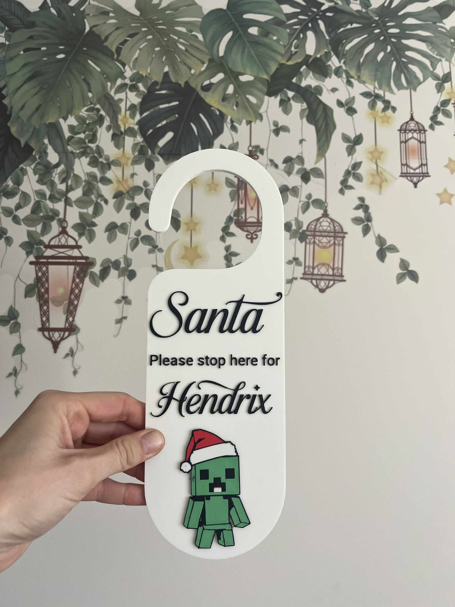 Personalised Christmas Door Sign – “Santa Please Stop Here” (Creeper Edition)