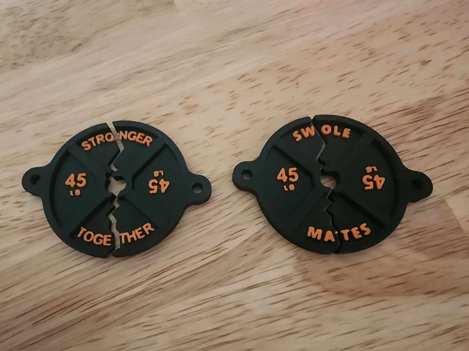 Gym Buddy Weight Plate Keychain – Stronger Together!