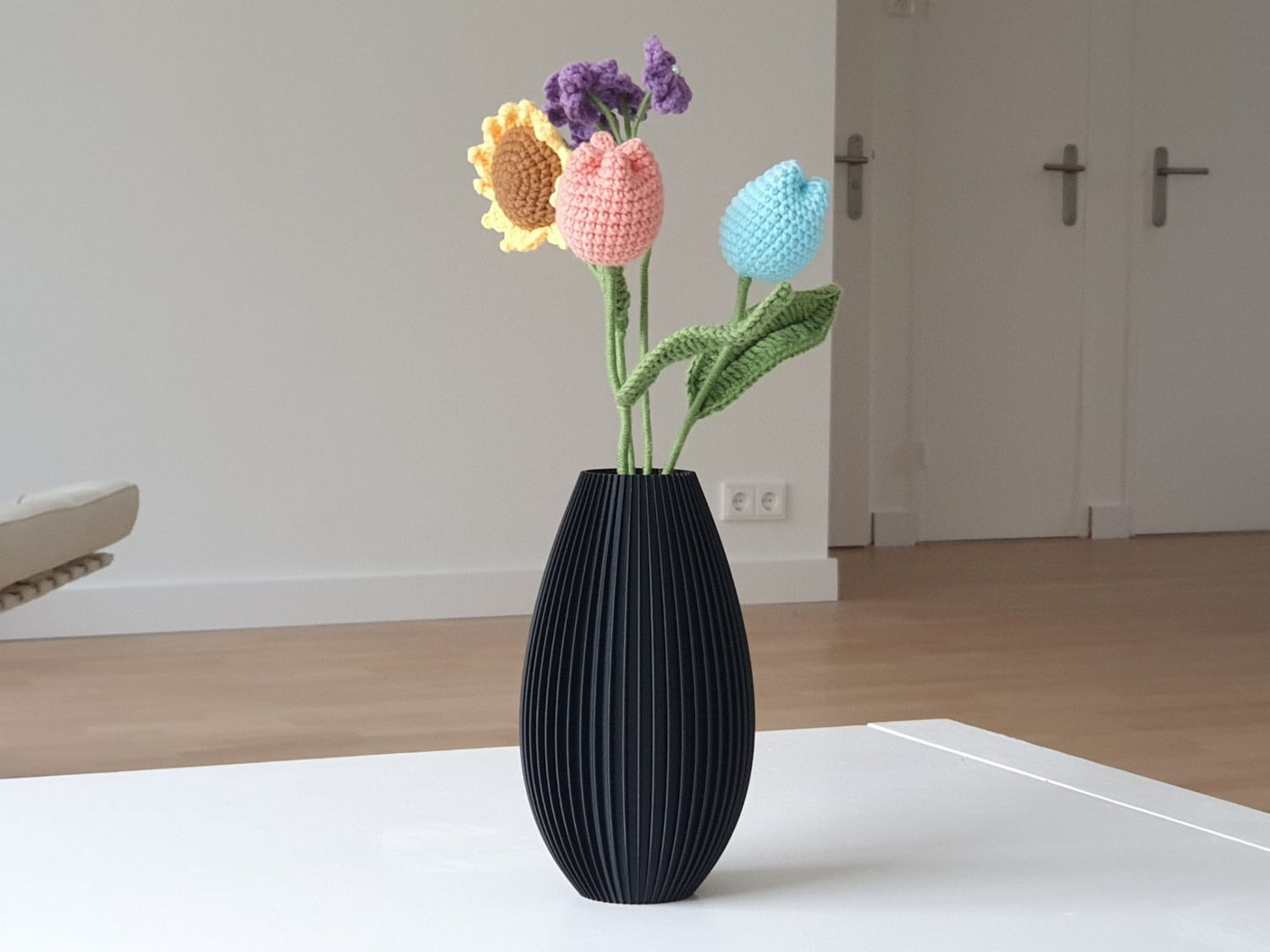 Stria – Modern Ribbed Minimalist Vase