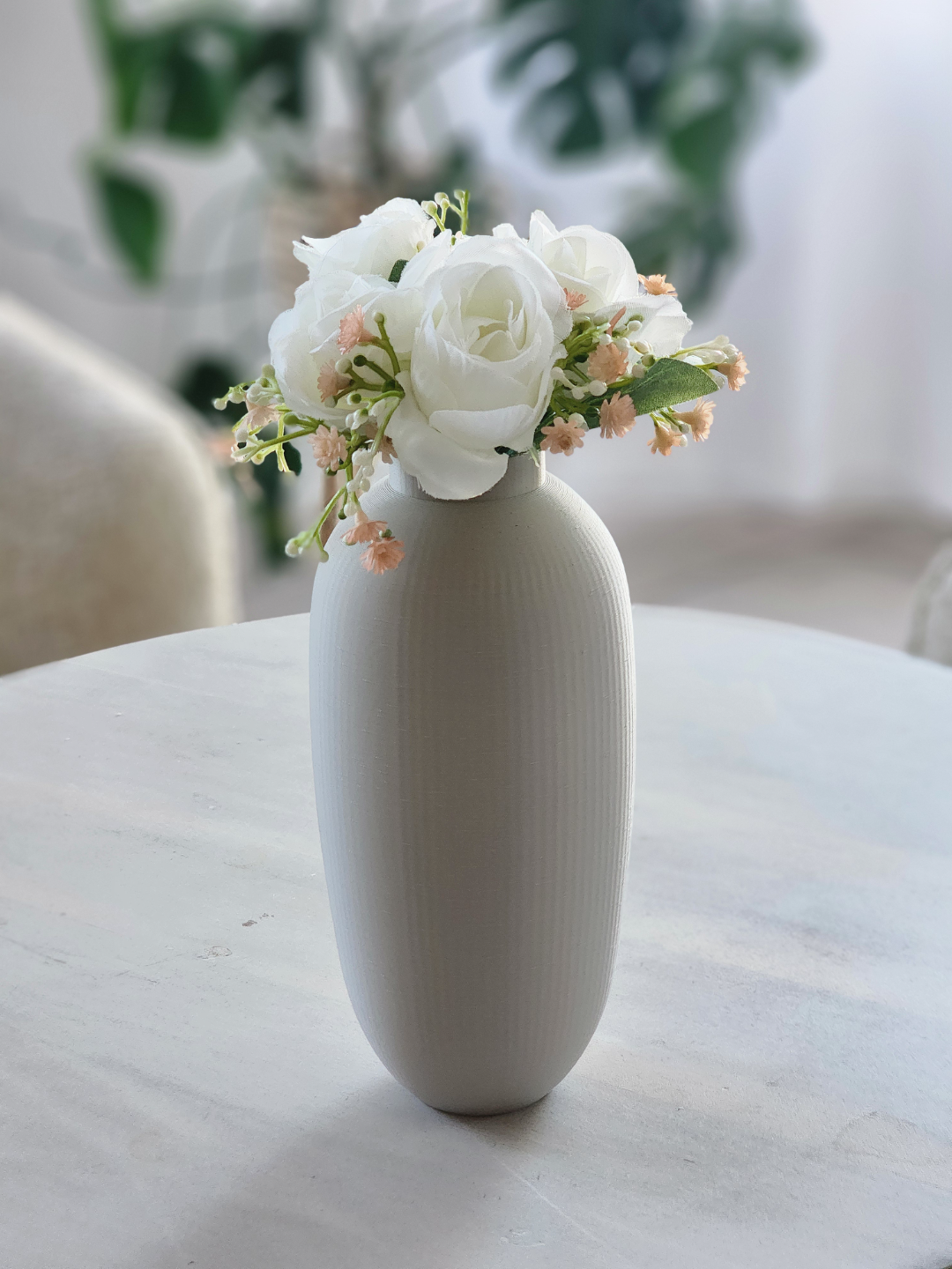 Solace – Smooth Minimalist Oval Vase